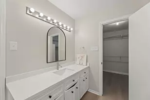 9614 Langdon Ln, Houston, TX 77036 - Photo 17