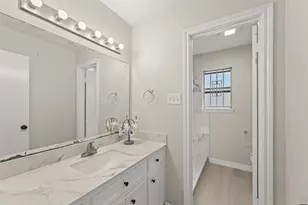 9614 Langdon Ln, Houston, TX 77036 - Photo 23