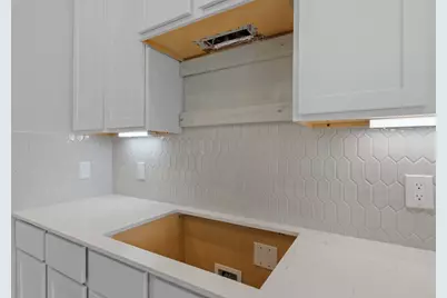 3208 Bushy Hawthorne Drive, Conroe, TX 77301 - Photo 5