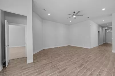 3208 Bushy Hawthorne Drive, Conroe, TX 77301 - Photo 11