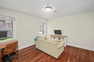 4002 Drummond St, Houston, TX 77025 - Photo 15