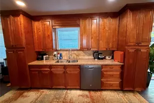 1110 Harbor View Dr, Galveston, TX 77550 - Photo 5