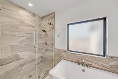 3510 Huntsford Drive, Houston, TX 77008 - Photo 21