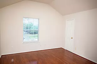13758 Maximos Dr, Houston, TX 77083 - Photo 13