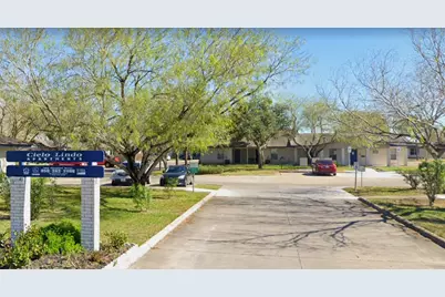 402 Hinojosa Dr, Edcouch, TX 78538 - Photo 1