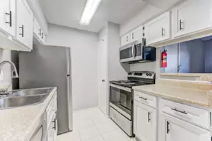 6001 Reims Rd, Houston, TX 77036 - Photo 23