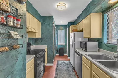 6810 Deatonhill Drive #115, Austin, TX 78745 - Photo 7