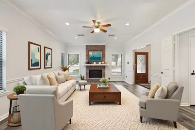 523 Aberdeen Way, Highlands, TX 77562 - Photo 3