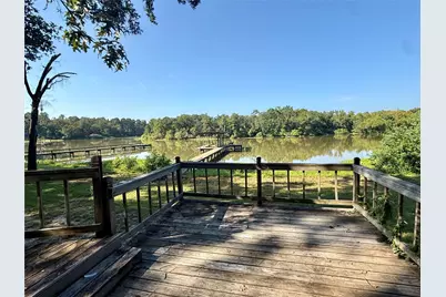 441 Shoreline Drive, Huntsville, TX 77320 - Photo 5