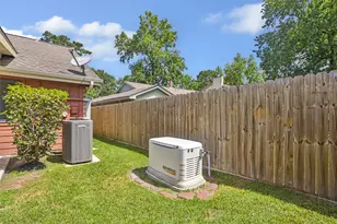 3734 Village Grove Dr, Humble, TX 77396 - Photo 27