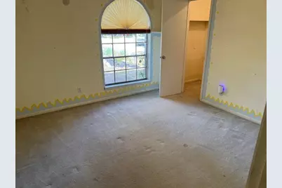 9115 Willow Meadow Drive, Houston, TX 77031 - Photo 13