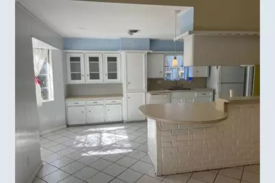 9115 Willow Meadow Drive, Houston, TX 77031 - Photo 3