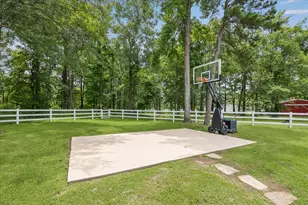 9064 Grand Lake Estates Dr, Montgomery, TX 77316 - Photo 29