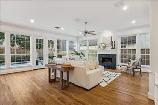 4814 Wedgewood Dr, Bellaire, TX 77401 - Photo 9