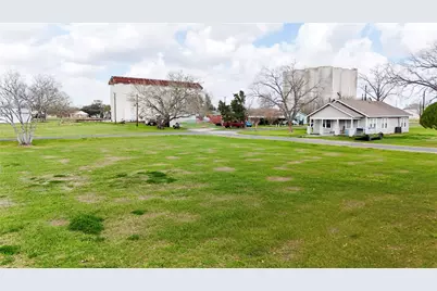 0 4th Street, Louise, TX 77455 - Photo 11