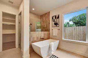 1946 Pech Rd, Houston, TX 77055 - Photo 31
