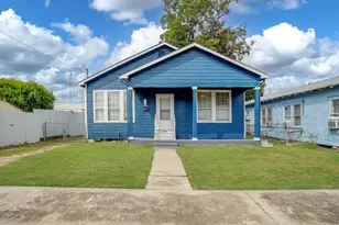 7609 Ave E, Houston, TX 77012 - Photo 1
