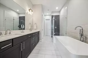 3710 Swayze Ct, Houston, TX 77018 - Photo 13