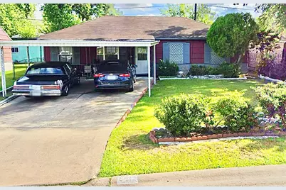 5011 Northridge Drive, Houston, TX 77033 - Photo 1