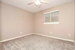 518 Moore St, Tomball, TX 77375 - Photo 11