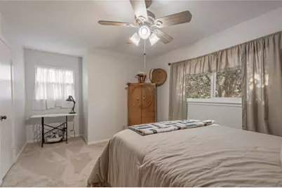 220 Elmwood Street, Huntsville, TX 77320 - Photo 25