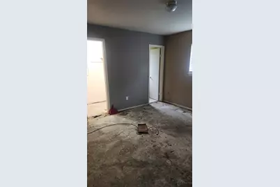 509 Debbie Lane, Alvin, TX 77511 - Photo 5