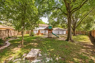 2114 Briargreen Dr, Houston, TX 77077 - Photo 37