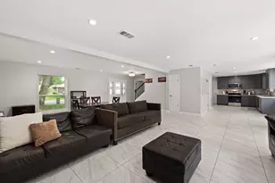 2114 Briargreen Dr, Houston, TX 77077 - Photo 7