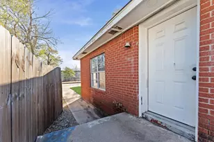 1106 5th St, Hempstead, TX 77445 - Photo 39