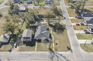 1106 5th St, Hempstead, TX 77445 - Photo 43