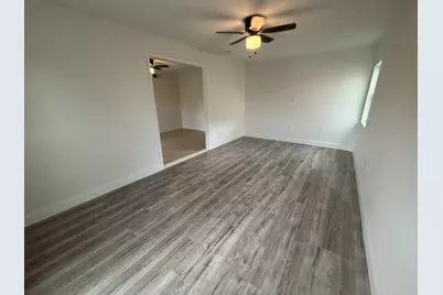 9843 Ribbonwood Street, Houston, TX 77078 - Photo 11