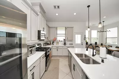 4942 Carranza Court, Manvel, TX 77583 - Photo 15