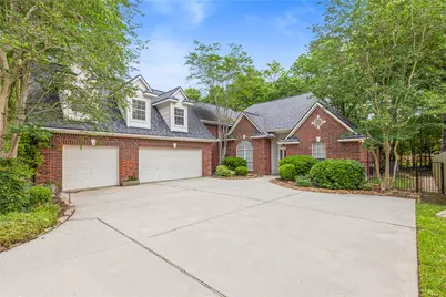 106 Lazy Springs Drive, Conroe, TX 77356 - Photo 1