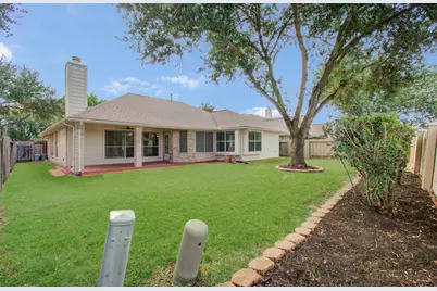 2311 Meadow Briar Drive, Sugar Land, TX 77498 - Photo 35