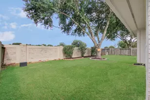 2311 Meadow Briar Dr, Sugar Land, TX 77498 - Photo 37