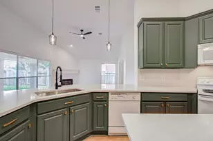 2311 Meadow Briar Dr, Sugar Land, TX 77498 - Photo 17
