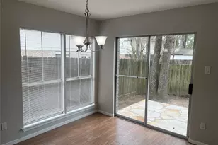 65 Yewleaf Rd, The Woodlands, TX 77381 - Photo 5