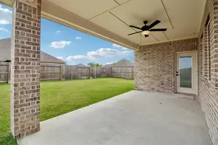 3202 Bolt Rope Dr, Texas City, TX 77510 - Photo 17