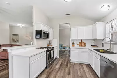 38315 E Sulphur Creek Drive, Magnolia, TX 77355 - Photo 7