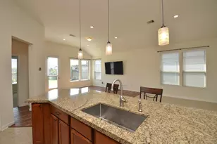 6610 Lindale Springs Ln, Katy, TX 77449 - Photo 7