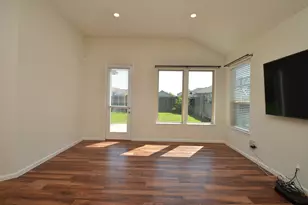 6610 Lindale Springs Ln, Katy, TX 77449 - Photo 13