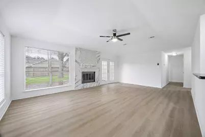 402 Forest Hills Drive, League City, TX 77573 - Photo 13
