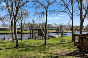 909 Private Rd 652, Sargent, TX 77414 - Photo 17