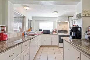 909 Private Rd 652, Sargent, TX 77414 - Photo 7