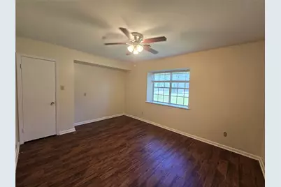 435 Rolling Wood Road, Baytown, TX 77520 - Photo 9