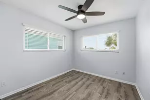 22101 Pecos Dr, Galveston, TX 77554 - Photo 21