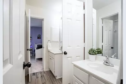 8915 Wallington Drive, Houston, TX 77096 - Photo 29