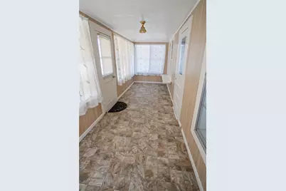 1977 E 7th Street, High Island, TX 77623 - Photo 9