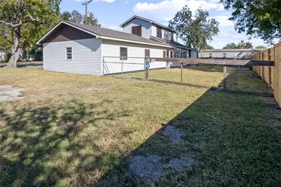 1977 E 7th Street, High Island, TX 77623 - Photo 7