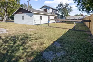 1977 E 7th St, High Island, TX 77623 - Photo 7